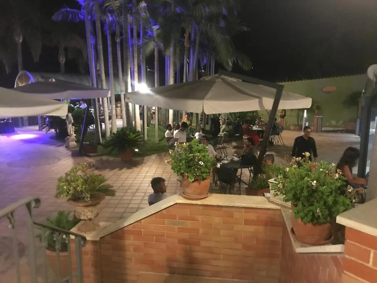 住宿加早餐酒店 Villa Grandiosa Fc Aci Catena