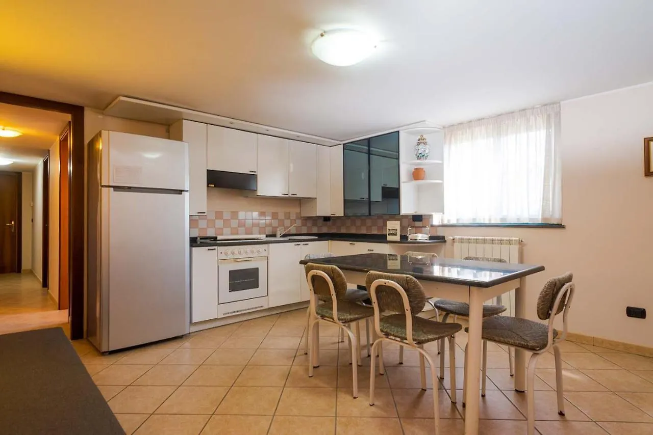 Couette-café Villa Grandiosa Fc Aci Catena Italie