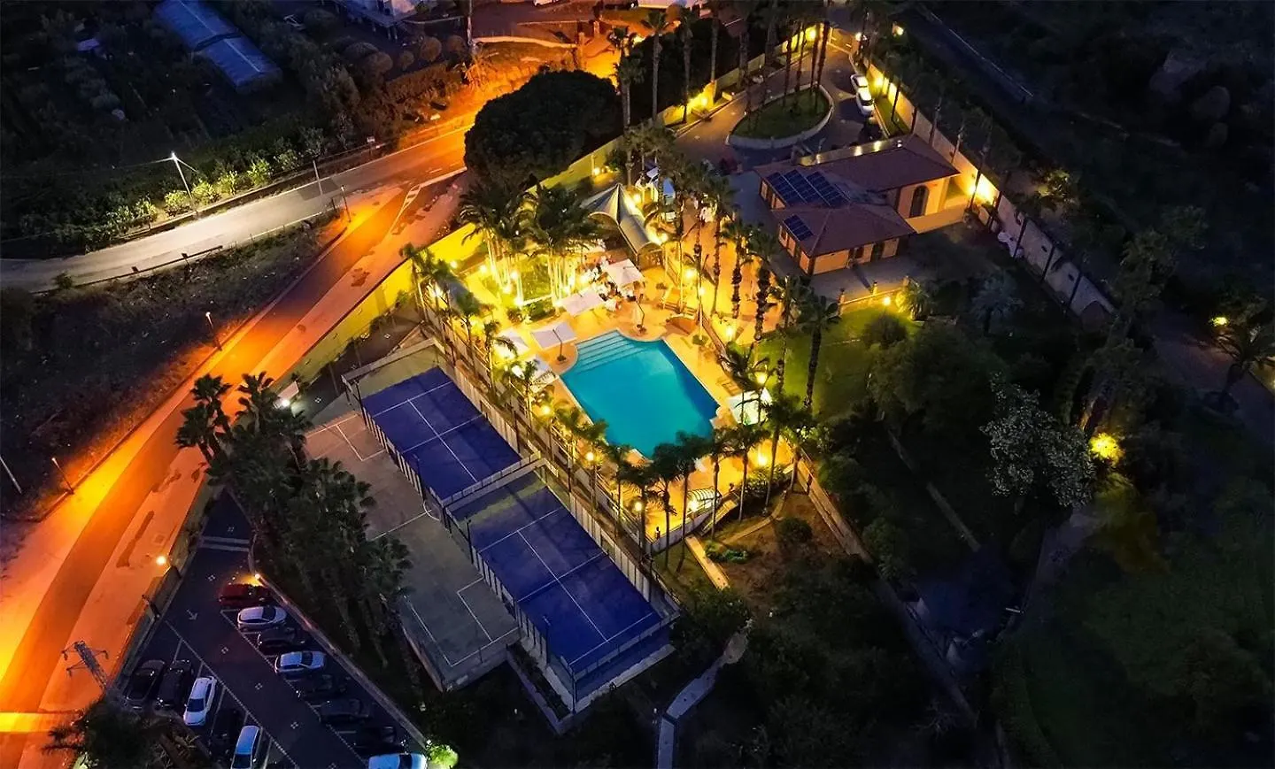 Couette-café Villa Grandiosa Fc Aci Catena Italie